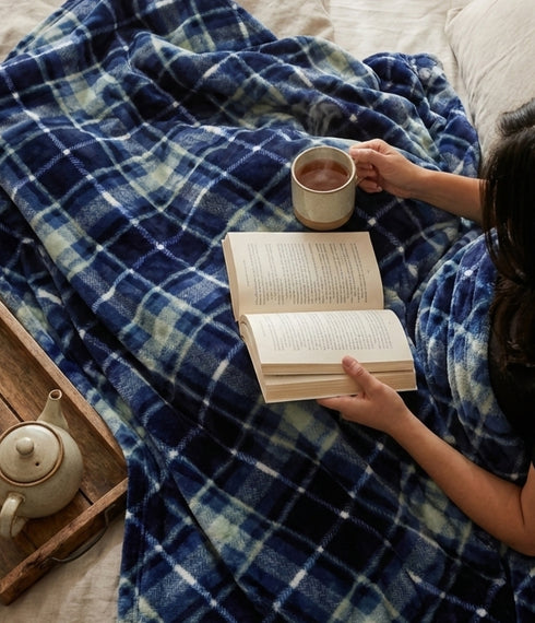 Scott Lightweight All Season Mink Blanket