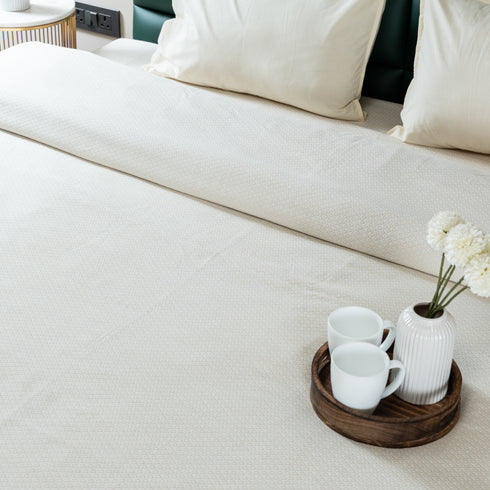 Saral Home Pure Cotton Bedsheet |Breathable Woven Bedspread with Pillow Cover | D MOND pattern |