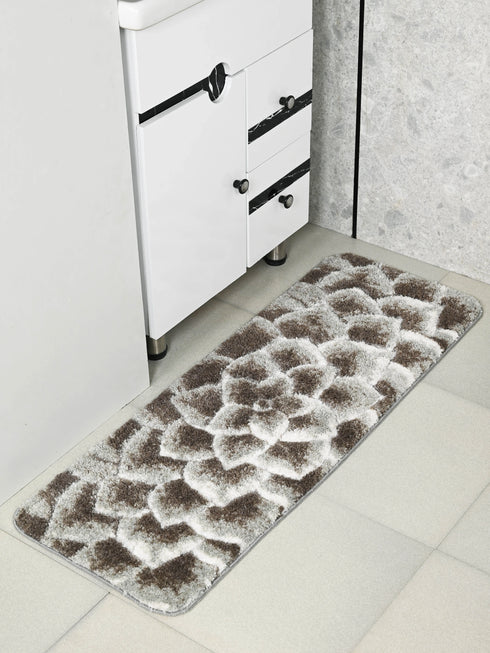 Petal Soft Anti-Slip Bath Runner | Absorbent, Cozy & Modern Design