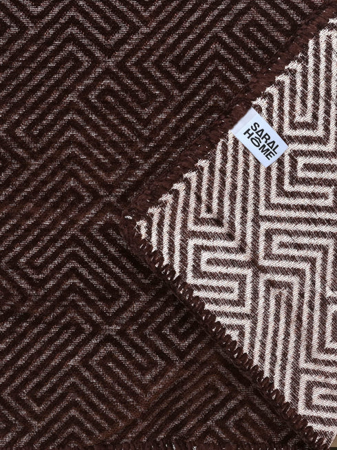 Pacman Velvet Chenille Sofa Throw-Cover