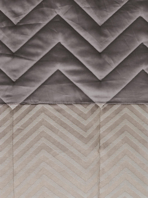 GIFT BOX | CHEVRON Beige Cotton Bedsheet-Cover | Matching Beige Reversible Quilt/Comforter | Combo Set For Gift & Daily Use