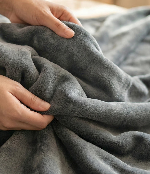 Lightweight Cloudy Mink Blanket Silky-Soft All-Season Blanket | Elegant, Cozy & Easy to Maintain
