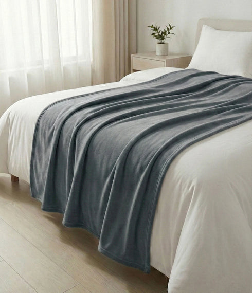 Lightweight Cloudy Mink Blanket Silky-Soft All-Season Blanket | Elegant, Cozy & Easy to Maintain