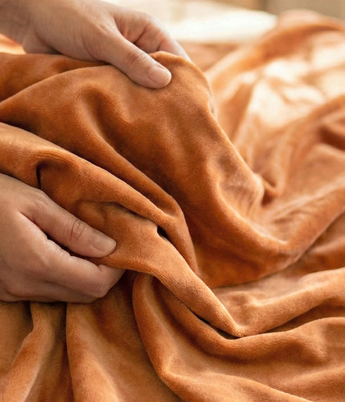 Lightweight Cloudy Mink Blanket Silky-Soft All-Season Blanket | Elegant, Cozy & Easy to Maintain