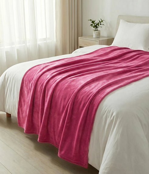 Lightweight Cloudy Mink Blanket Silky-Soft All-Season Blanket | Elegant, Cozy & Easy to Maintain