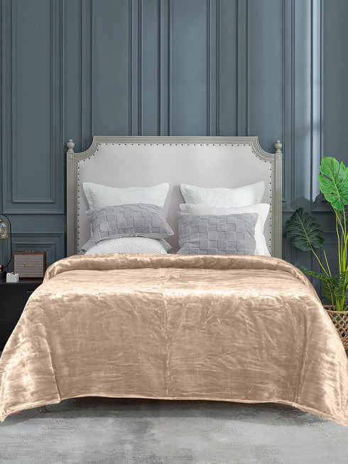 GIFT BOX | SHEEN SHINE Beige Cotton Bedsheet-Cover | Matching Beige Light weight Cloudy Mink Blanket | Combo Set For Gift & Daily Use