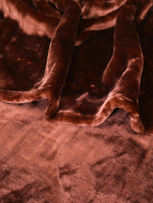 Light weight Cloudy Mink Blanket Silky-Soft all Season Blanket.