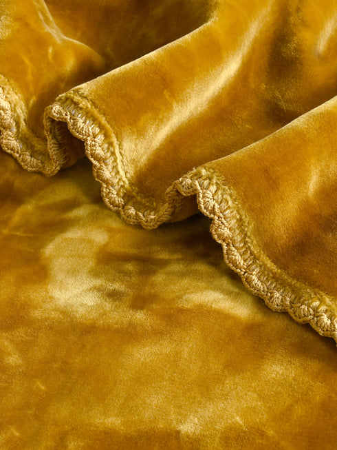 Winter Mink, Cloudy Silky - Soft Double Sided Heavy 2 Layer Blanket with Crochet Lace Edges