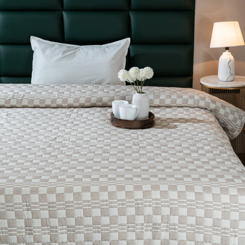 Dibbi Bedspread- Comforter/Quilt for All Season | Soft Plush Cotton Surface , Micro Polyester filling | Cotton Blanket/ coverlet with Pillow Cover