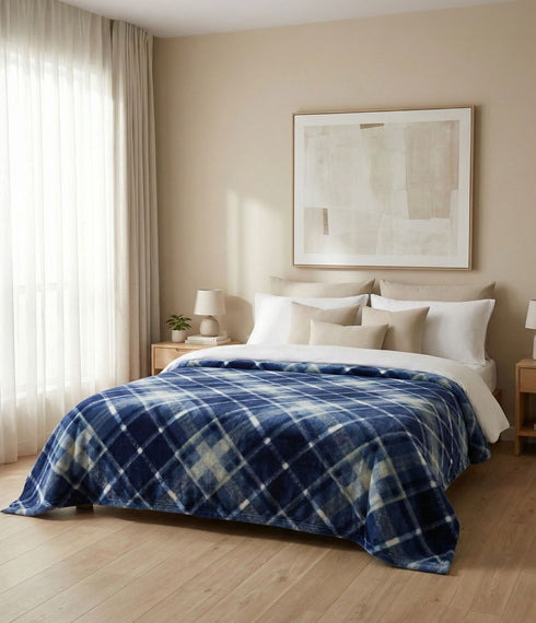 Scott Lightweight All Season Mink Blanket