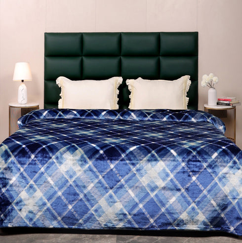 Scott Lightweight All Season Mink Blanket