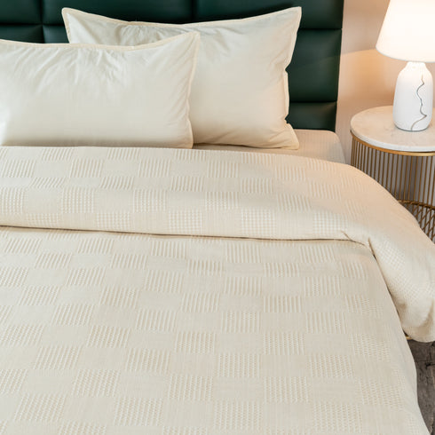 Saral Home Pure Cotton Bedsheet Set |Breathable Woven Bedspread with Pillow Cover | Huck Lace pattern |