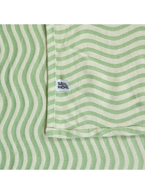 Varu Cotton Rich Bedsheet | Elegant Wavy Stripe Woven Bed Sheet | 180 TC (Weight 400 TC) | Soft & Comfortable Bedsheet for Bedroom