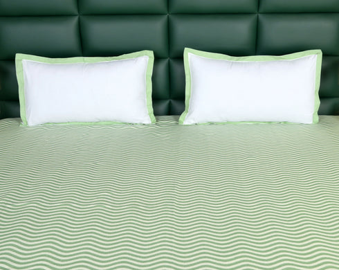 Varu Cotton Rich Bedsheet | Elegant Wavy Stripe Woven Bed Sheet | 180 TC (Weight 400 TC) | Soft & Comfortable Bedsheet for Bedroom