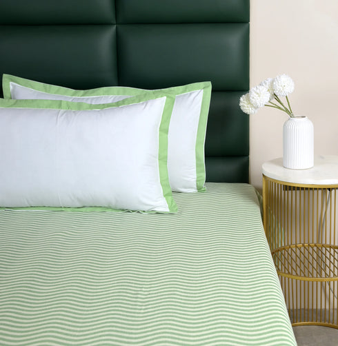 Varu Cotton Rich Bedsheet | Elegant Wavy Stripe Woven Bed Sheet | 180 TC (Weight 400 TC) | Soft & Comfortable Bedsheet for Bedroom