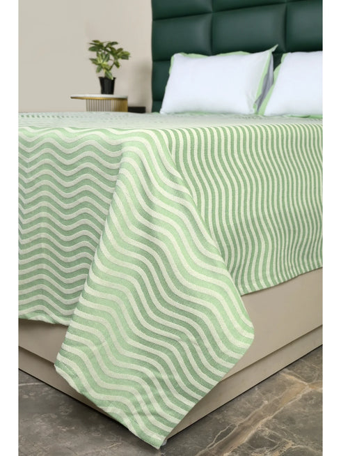 Varu Cotton Rich Bedsheet | Elegant Wavy Stripe Woven Bed Sheet | 180 TC (Weight 400 TC) | Soft & Comfortable Bedsheet for Bedroom