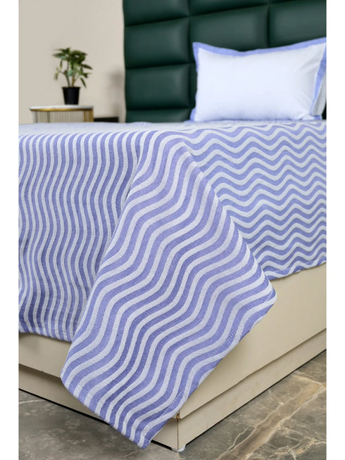 Varu Cotton Rich Bedsheet | Elegant Wavy Stripe Woven Bed Sheet | 180 TC (Weight 400 TC) | Soft & Comfortable Bedsheet for Bedroom