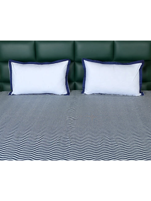 Varu Cotton Rich Bedsheet | Elegant Wavy Stripe Woven Bed Sheet | 180 TC (Weight 400 TC) | Soft & Comfortable Bedsheet for Bedroom