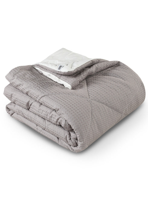 Buy 4 PC COMBO 1 Bedsheet90x100 +2 Pillow covers+ Quilts90x100 Online