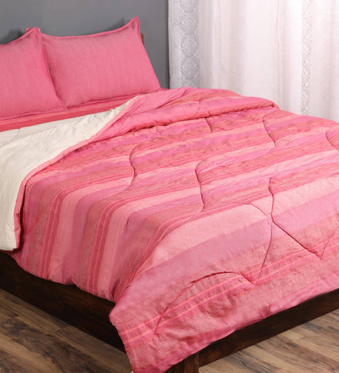 4 PC COMBO 1 Bedsheet90x100 +2 Pillow covers+ Quilts90x100 Online