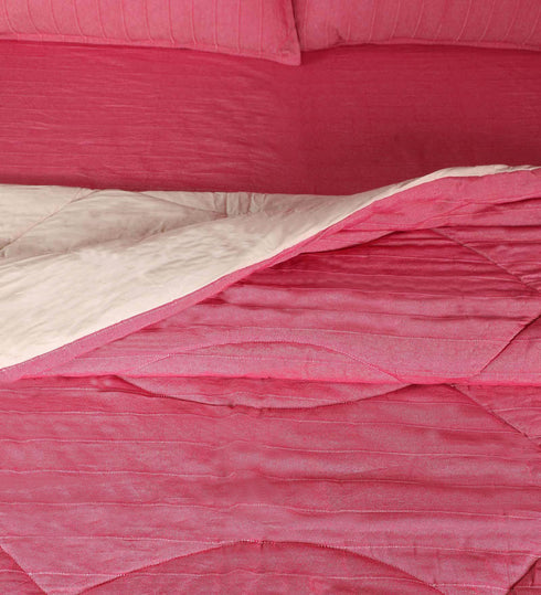 6 PC COMBO 1 Bedsheet90x100 +2 Pillow covers+ Quilts90x100 +2 Curtain 4x7 Online