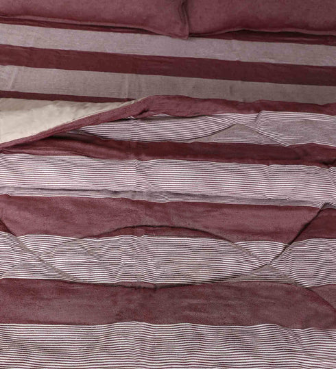 Buy 4 PC COMBO 1 Bedsheet90x100 +2 Pillow covers+ Quilts90x100 at price