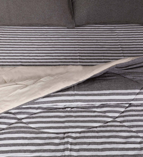 6 PC COMBO 1 Bedsheet90x100 +2 Pillow covers+ Quilts90x100 +2 Curtain 4x7 Online