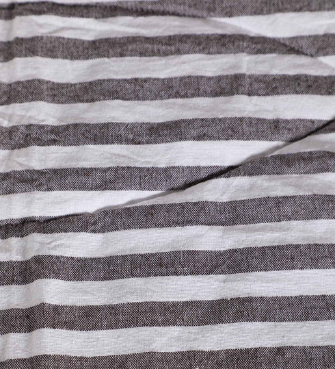 Shop for Stylish 6 PC COMBO-1 Bedsheet(90x100) +2 Pillow covers+ Quilts(90x100) +2 Curtain (4x7) Online at Price