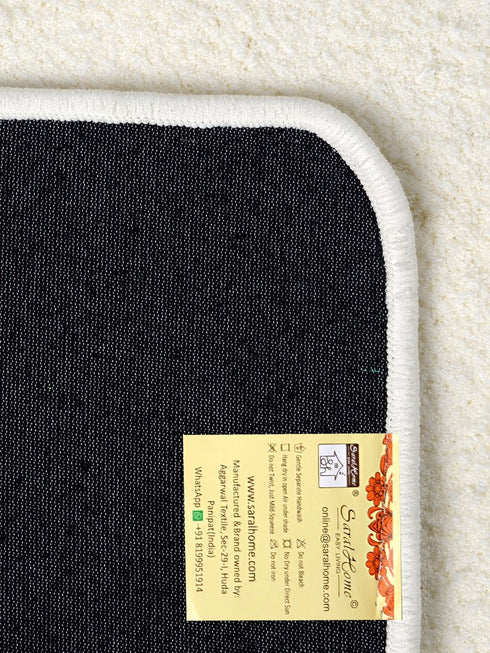 Beige bathmat
