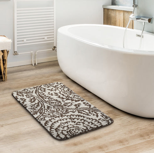 Beige bathmat