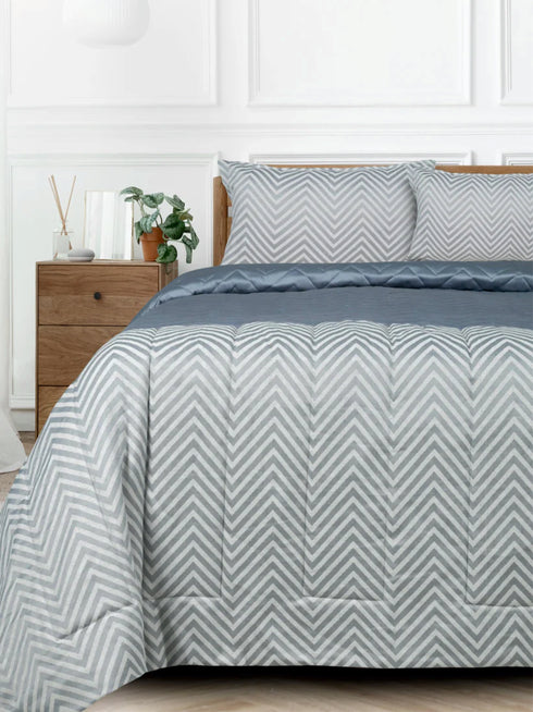 GIFT BAG | CHEVRON DAMASK All Season Reversible Quilt/ Comforter