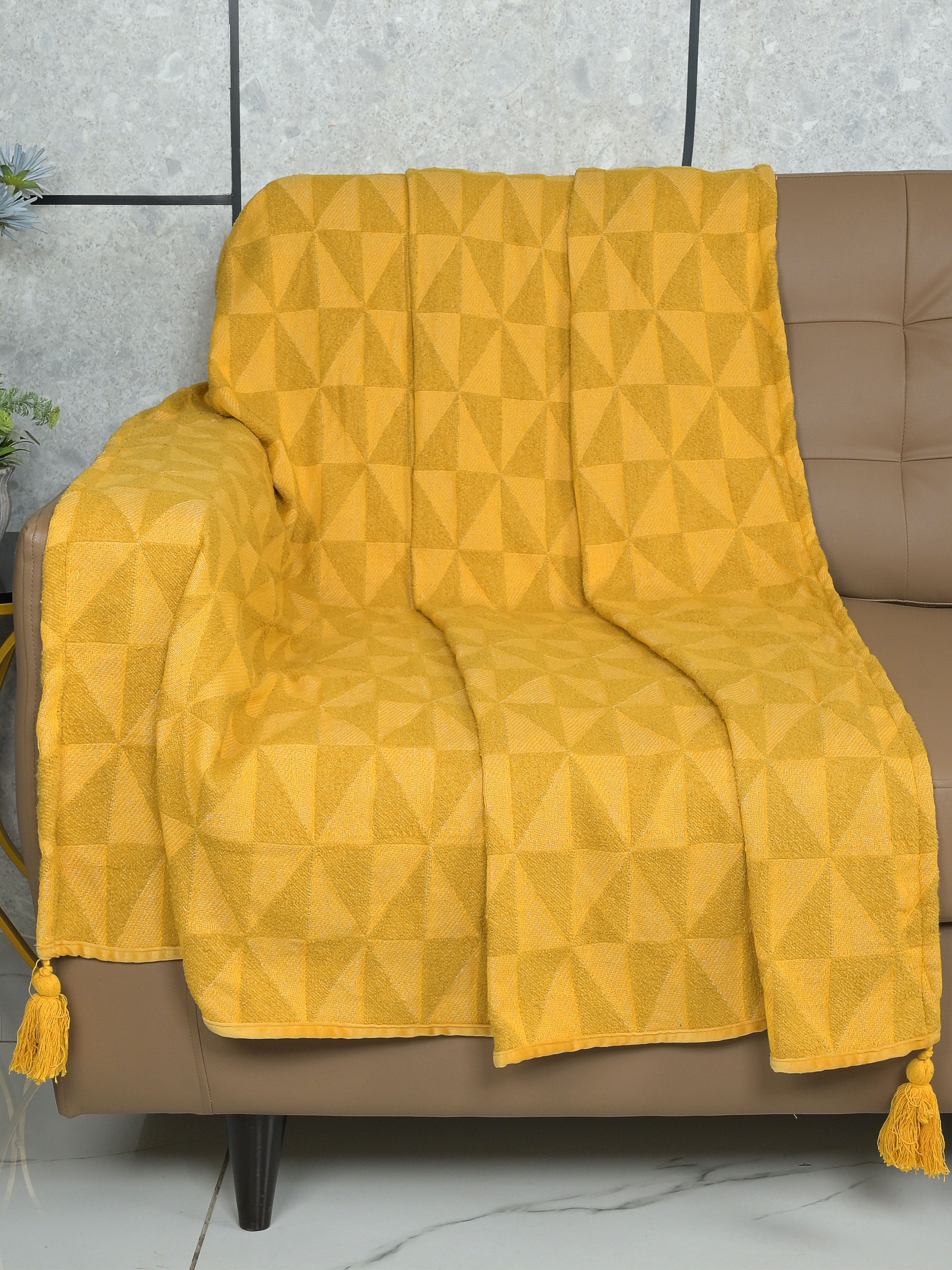 Meri Soft Polyester Sofa Throw Blanket | Lightweight & Cozy Decorative Cover for Sofa or Bed