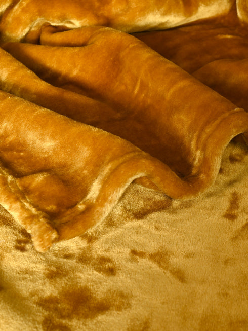 GIFT BAG | Light weight Cloudy Mink Blanket Silky-Soft | All Season Blanket